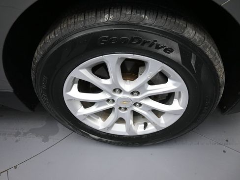 Used 2019 Chevrolet Equinox LT image 14