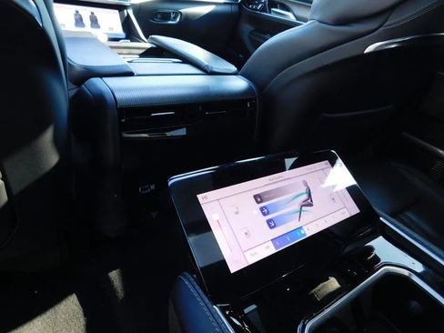 Used 2024 Jeep Grand Wagoneer L Series II w/ Quick Order Packagew 28T image 15