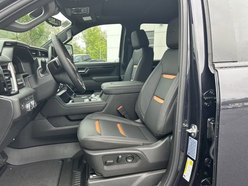 New 2026 GMC Sierra 2500 AT4 w/ AT4 Premium Plus Package AWD/4WD image 20