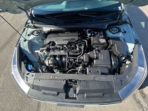 Used 2025 Kia K4 LXS image 33