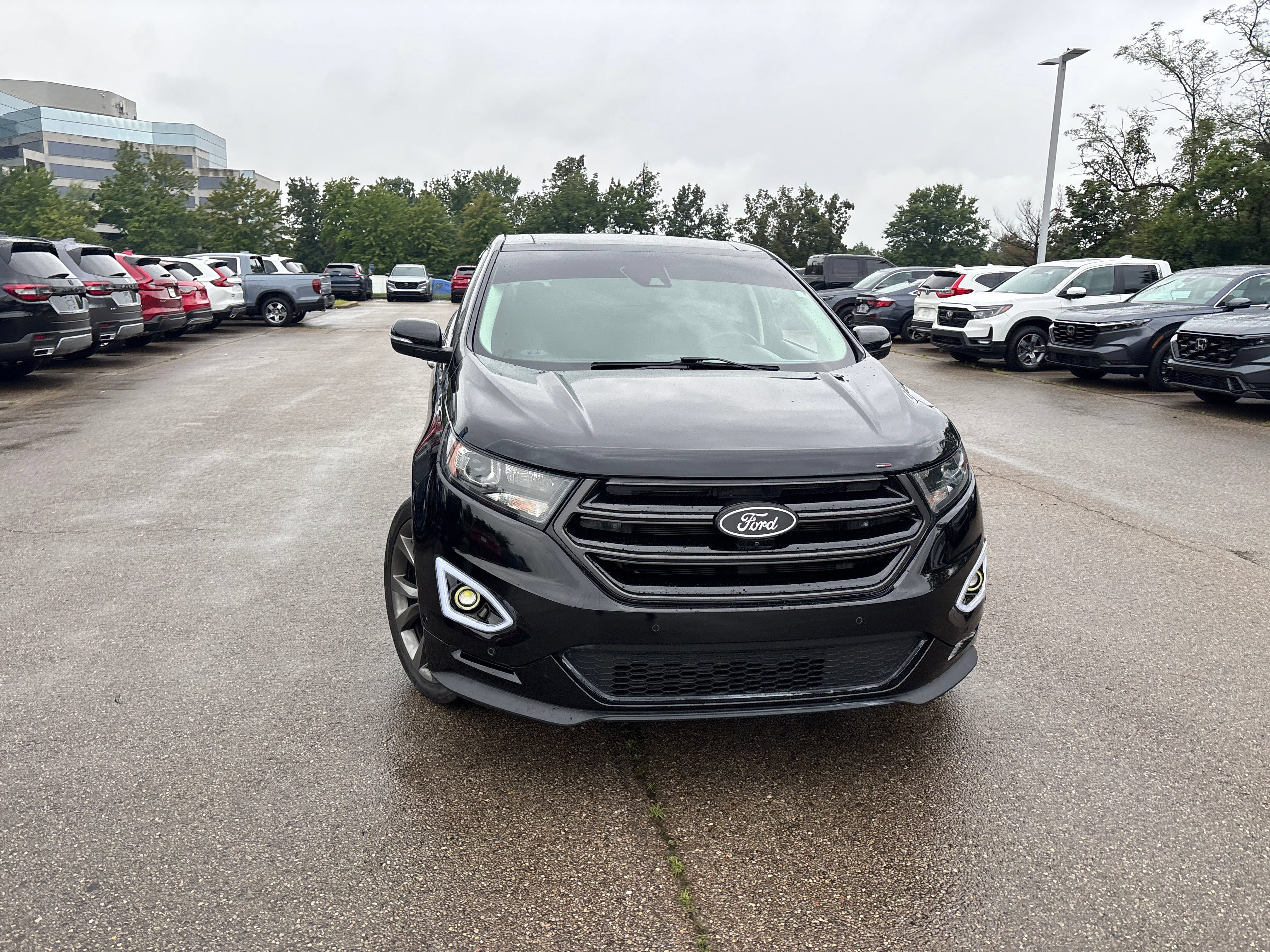 Used 2018 Ford Edge Sport w/ Equipment Group 401A AWD/4WD image 17