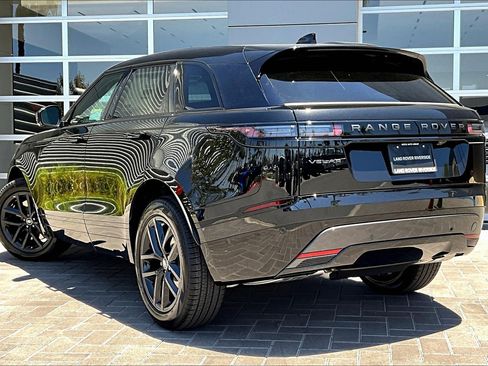 New 2026 Land Rover Range Rover Velar Dynamic SE image 3