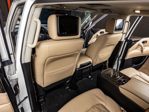 Used 2023 Nissan Armada Platinum w/ Captain's Chairs Package image 30