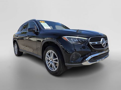 Certified 2023 Mercedes-Benz GLC 300 4MATIC w/ Exclusive Trim Package image 7