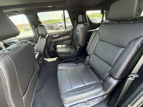 Certified 2021 Chevrolet Tahoe LT w/ LT Signature Package AWD/4WD image 25