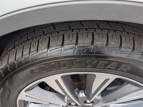 Used 2020 Lincoln Corsair Reserve w/ Equipment Group 201A image 11