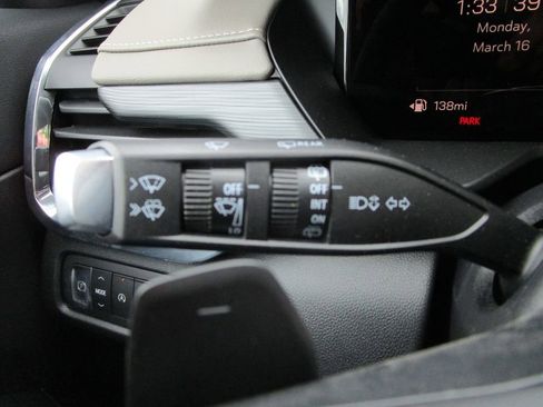 New 2026 GMC Acadia Elevation w/ Elevation Premium Package image 30