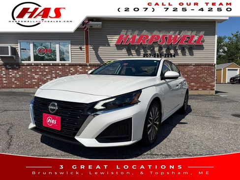 Used 2023 Nissan Altima 2.5 SV FWD image 1