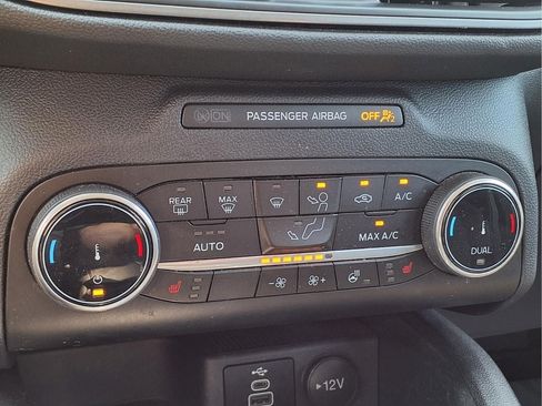 Used 2024 Ford Escape Active AWD/4WD image 17