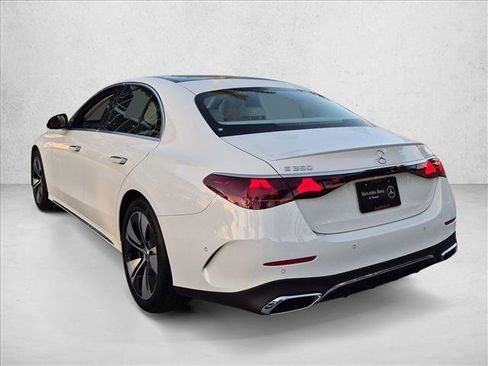 Used 2026 Mercedes-Benz E 350 Sedan image 8