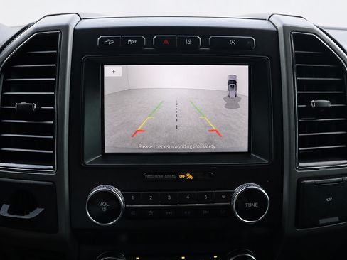 Used 2020 Ford Expedition XLT AWD/4WD image 39
