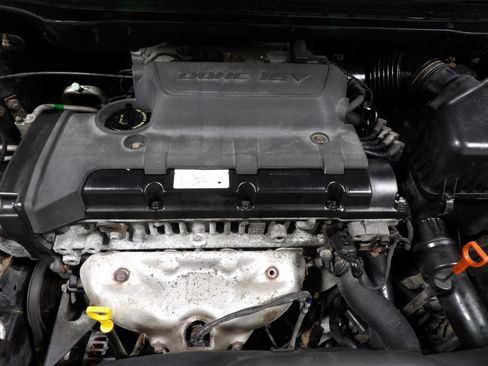 Used 2010 Hyundai Elantra SE FWD image 19