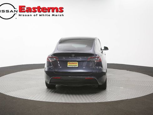 Used 2024 Tesla Model Y 2WD image 27