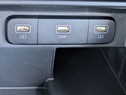 Certified 2022 Kia Sorento S AWD/4WD image 26