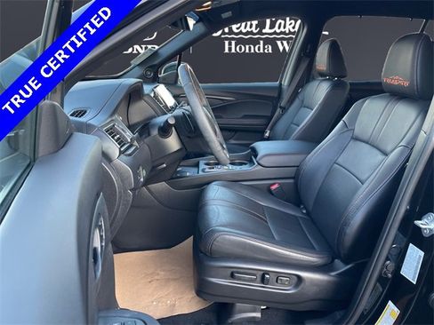 Certified 2025 Honda Passport TrailSport image 9