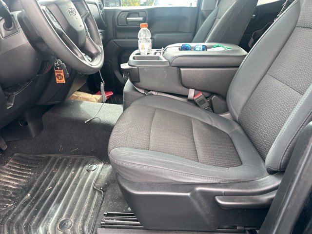 Used 2019 Chevrolet Silverado 1500 Custom Trail Boss w/ Custom Convenience Package AWD/4WD image 4