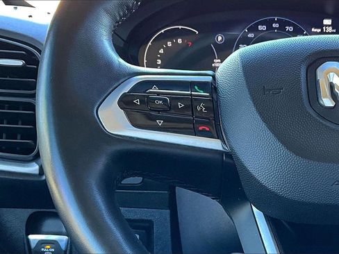 Used 2024 RAM ProMaster 2500 w/ Swivel Seat Group image 18