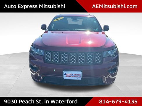 Used 2021 Jeep Grand Cherokee Laredo X AWD/4WD image 2