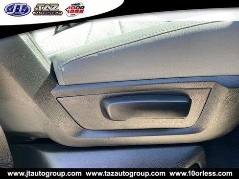 Used 2018 RAM 2500 Tradesman w/ Chrome Appearance Group AWD/4WD image 15
