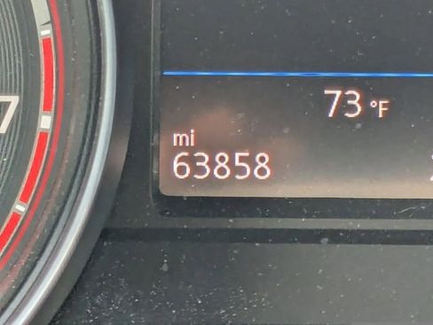 Used 2020 Volkswagen Atlas Cross Sport SE image 29