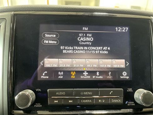 Used 2023 Nissan Titan SV w/ SV Convenience Package image 16