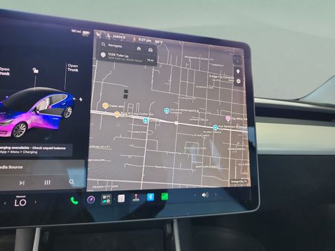 Used 2018 Tesla Model 3 Long Range RWD image 25