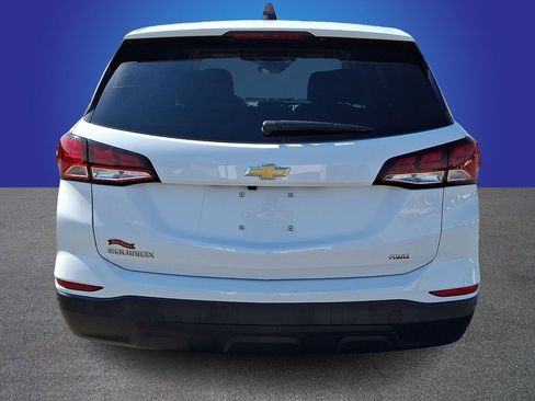 Used 2023 Chevrolet Equinox LS AWD/4WD image 5