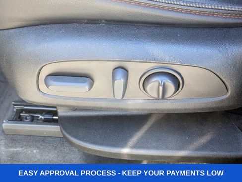 Used 2023 Chevrolet Traverse RS image 25