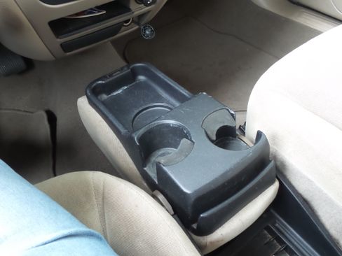 Used 2006 Ford Taurus SE FWD image 13