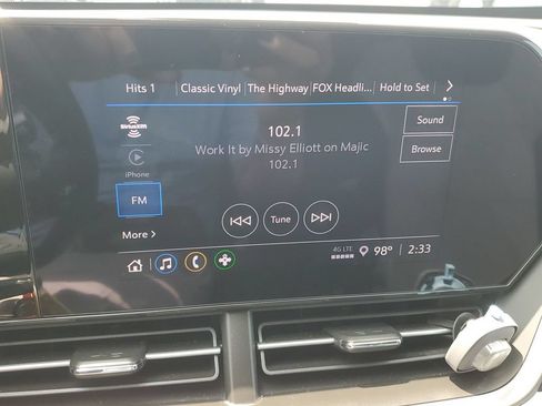 Used 2024 Chevrolet Trax LS w/ LS Convenience Package FWD image 13