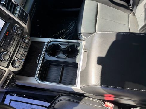 Used 2021 Ford F250 Lariat image 27