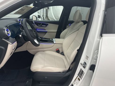 New 2026 Mercedes-Benz GLC 300 image 19