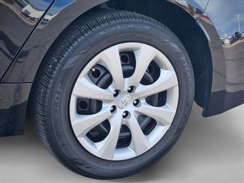 Used 2025 Toyota Corolla LE FWD image 14