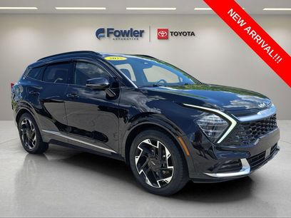Used 2025 Kia Sportage SX