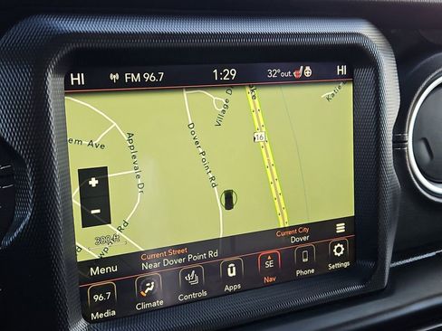 Used 2021 Jeep Wrangler Unlimited Sahara w/ Dual Top Group image 17