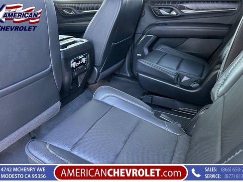 Used 2023 GMC Yukon Denali AWD/4WD image 15