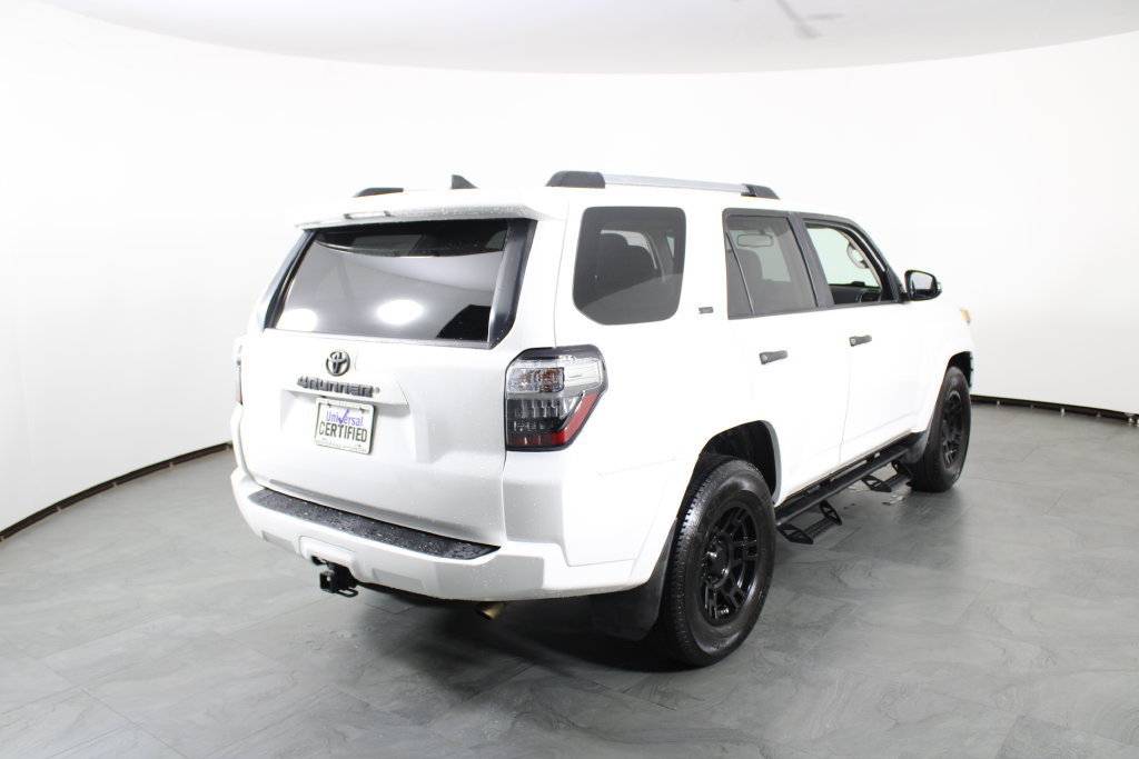 Used 2019 Toyota 4Runner SR5 Premium RWD image 3