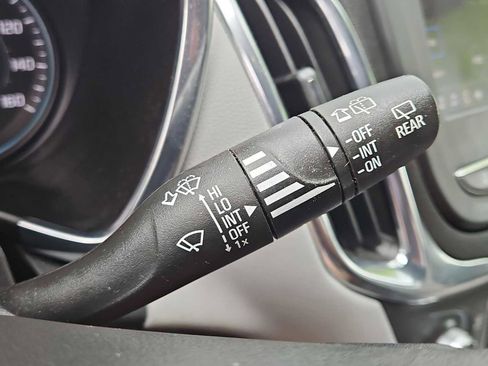 Certified 2023 Chevrolet Equinox LS w/ LS Convenience Package FWD image 26