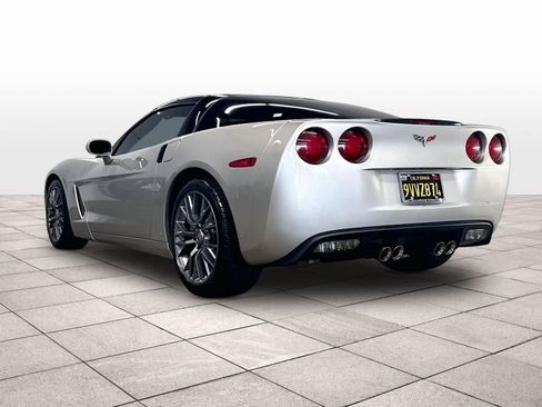 Used 2007 Chevrolet Corvette Coupe RWD image 13