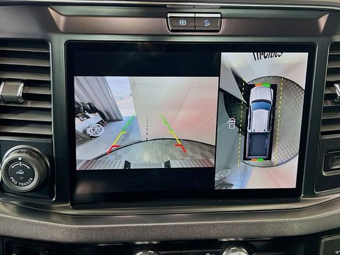 New 2026 Ford F250 Platinum w/ FX4 Off-Road Package image 21