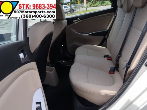 Used 2016 Hyundai Accent SE FWD image 13