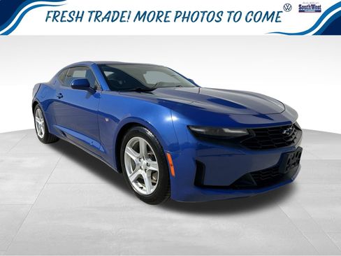 Used 2019 Chevrolet Camaro LT image 1