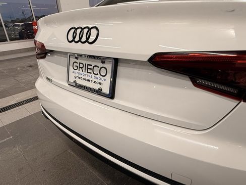 Used 2017 Audi A4 2.0T w/ Convenience Package image 10