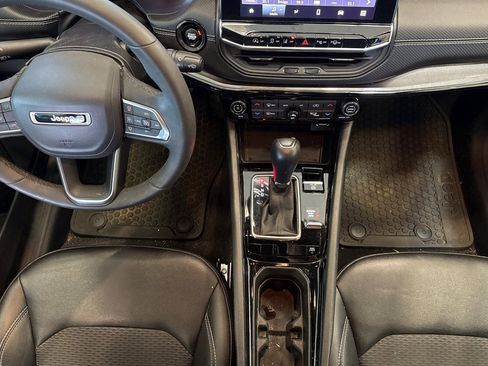 Used 2023 Jeep Compass Altitude w/ Convenience Group image 12