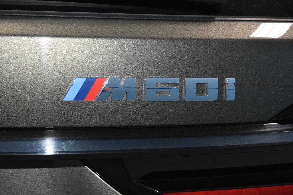 Used 2025 BMW X7 M60i AWD/4WD image 30
