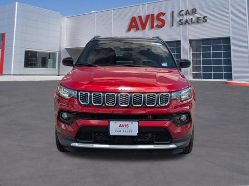 Used 2025 Jeep Compass Limited AWD/4WD image 10