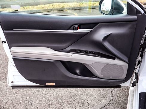 Used 2024 Toyota Camry XSE image 36