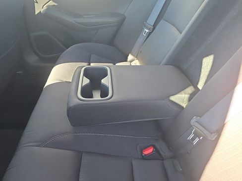 Used 2024 Nissan Altima 2.5 SV image 17