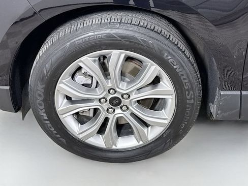 Used 2024 Ford Edge Titanium AWD/4WD image 29
