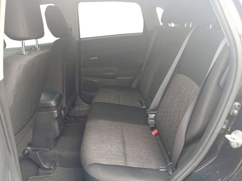 Used 2024 Mitsubishi Outlander Sport LE AWD/4WD image 13